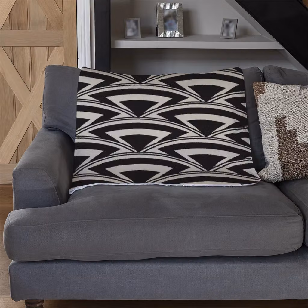 Benjamin Tate Design Geometric Arches Fleece Blanket in Black and Beige, W/D/H: 120 x 150 cm – 3
