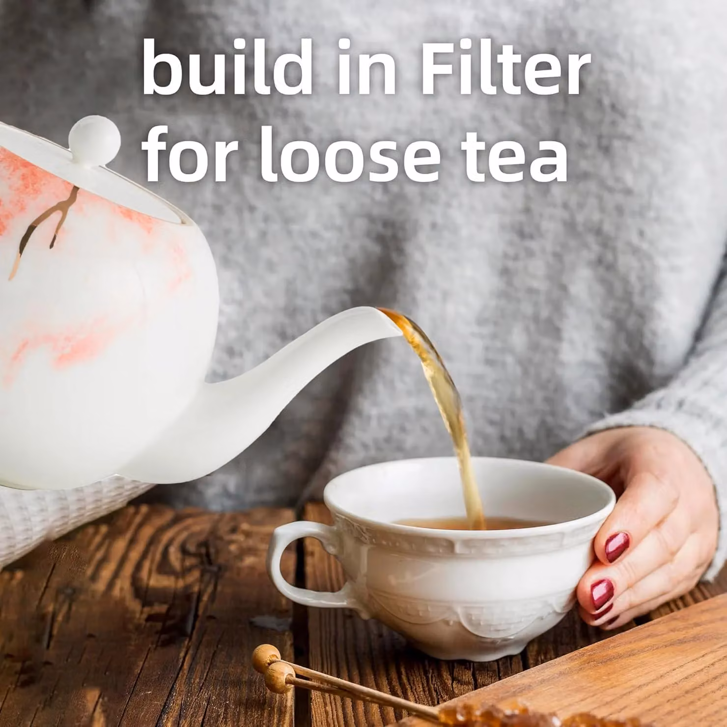 London Boutique White Porcelain Teapot with Gold Rim and Built-in Infuser, 1.2 l – 2