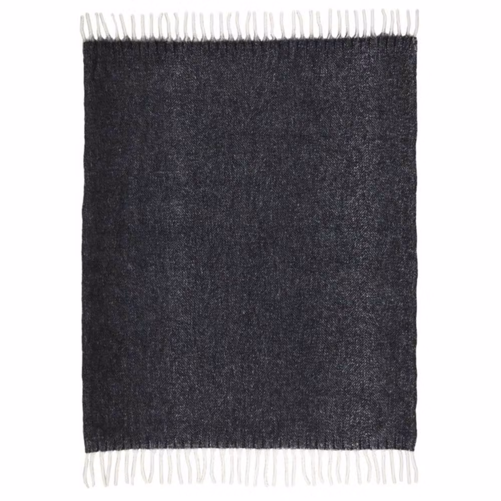 Floso Dolly Knitted Polyester Blanket with Fringes in Black, W/D/H: 150 x 125 x 1 cm – 2