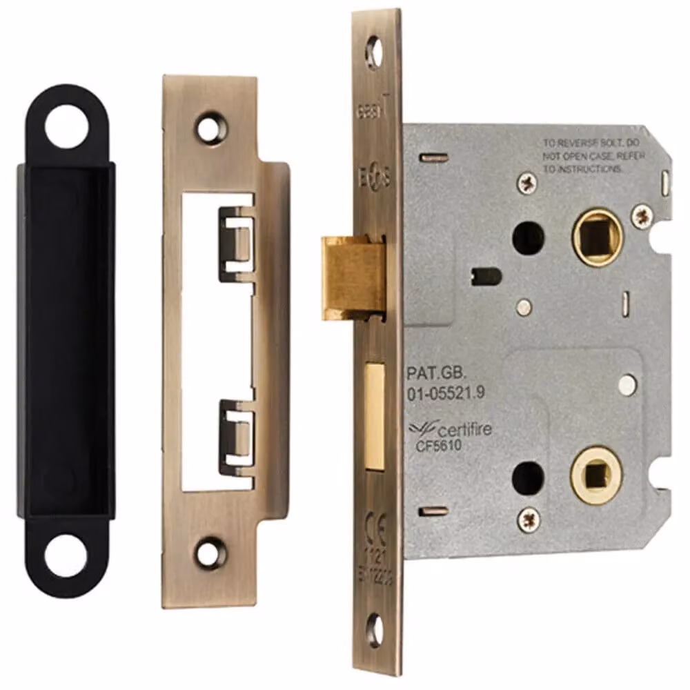 Loops Bronze Sculpted Lever Door Handle and Bathroom Lock Pack with Thumb Turn and Backplate – 3