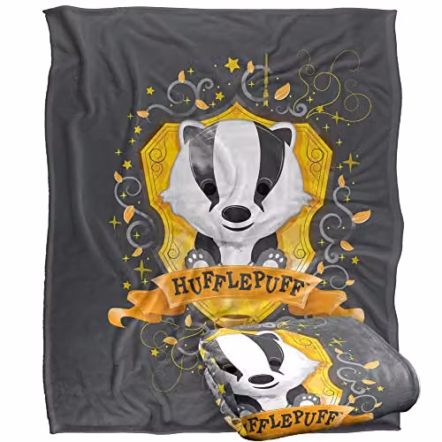 Warner Brothers Harry Potter Watercolor Hufflepuff Crest Fleece Blanket in White and Multicolour, W/D/H: 152 x 127 cm