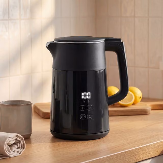HOMCOM 1.7L Fast Boil 3000W Electric Kettle with LED Display, Black