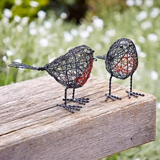 Paper High Set of Two Red Breasted Robin Metal Wire Mesh Decorative Ornaments in Black and Red