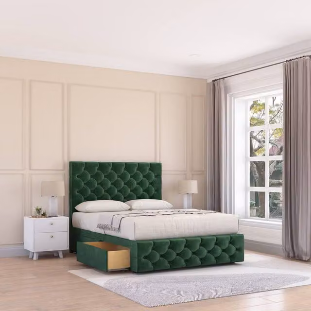 Sloomy Watson Chesterfield Divan Bed Base and Floor Standing Headboard in Green Velvet, Size: King (W/D/H: 180 x 200 cm)