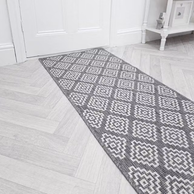 runrug Olmec Reversible Carpet Runner Rug in Grey, W: 60 cm, L: 210 cm – 1