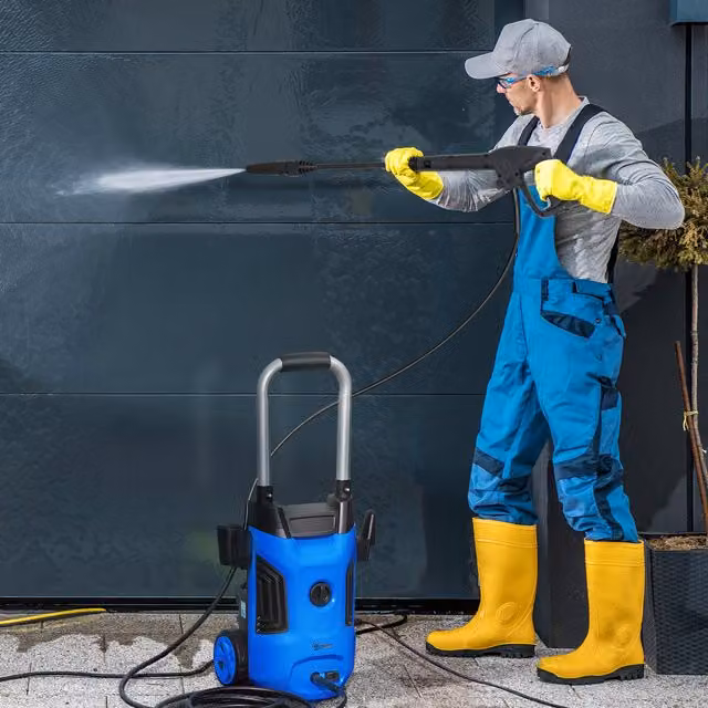 Outsunny 1800W 150 Bar Pressure Washer with Adjustable Nozzle, Blue