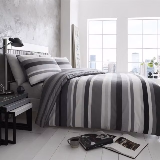 Portfolio Living Modern Striped Duvet Cover Set in Grey, W: 180 cm x L: 200 cm