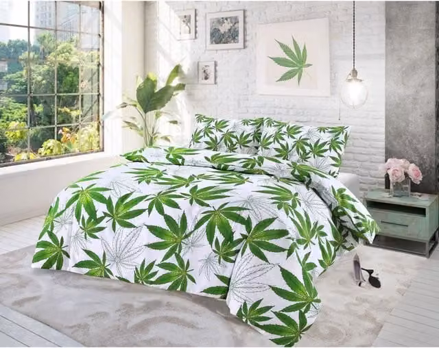 Kampala Hill Cannabis Leaf Graphic Duvet Cover and Pillowcase Set, Green and White, W/D/H: 200 x 200 cm, Pillowcase: 50 x 75 cm