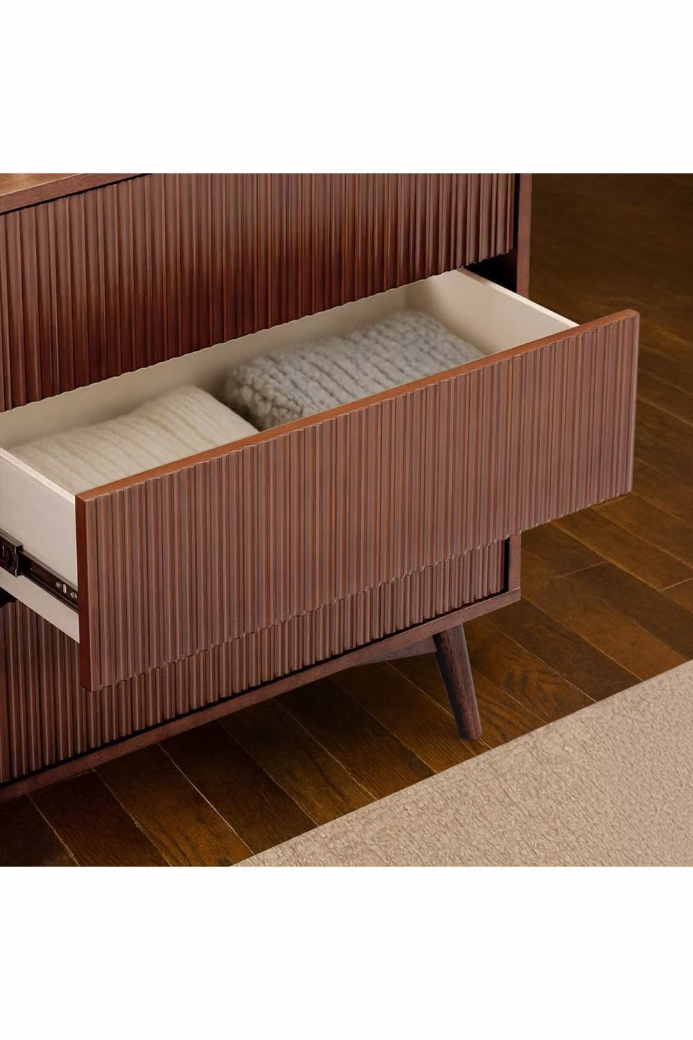 Teamson Home Tremolo 6 Drawer Horizontal Dresser in Brown with Fluted Wood Fronts, W: 140 cm, H: 81.28 cm, D: 45.72 cm – 4