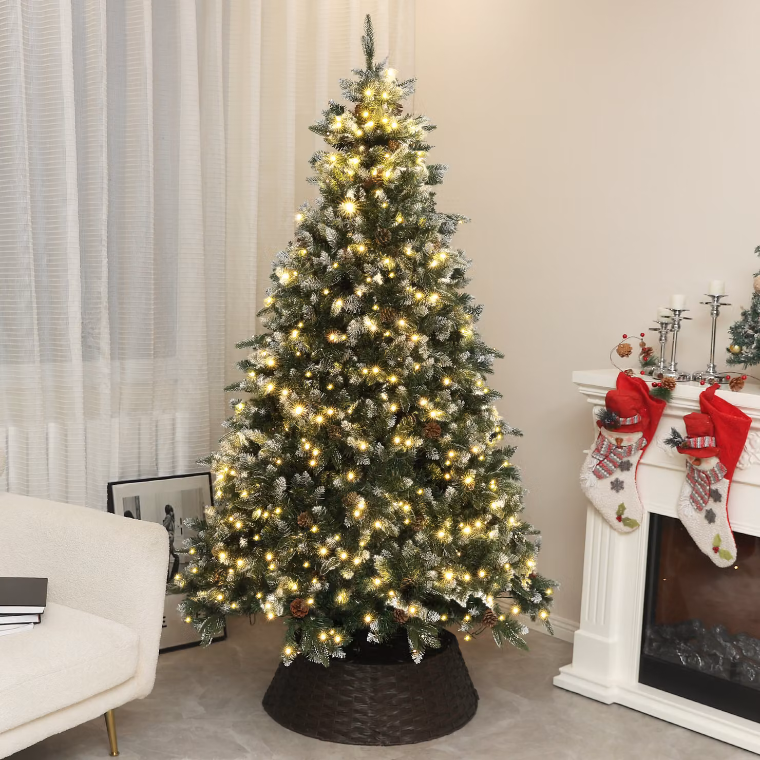 HOMCOM 7ft Prelit Artificial Christmas Tree with Dual Colour LED Lights and 1466 Tips in Green – 2