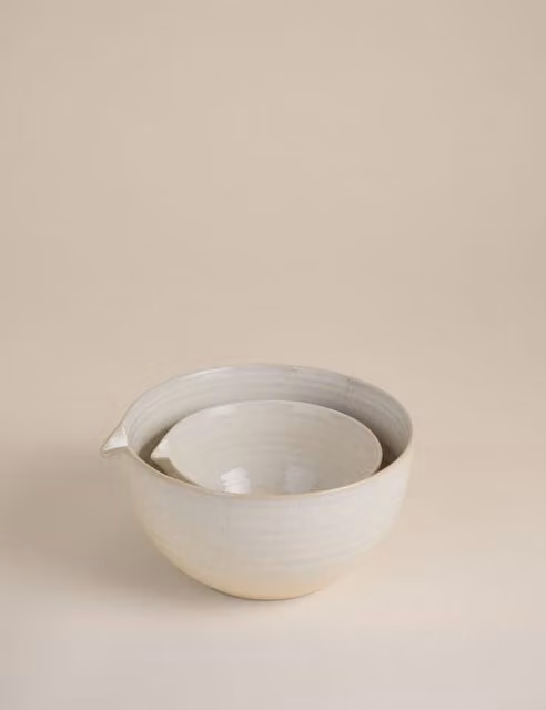 M&S Set of 2 Ceramic Ribbed Nesting Mixing Bowls with Pouring Spout in White and Beige