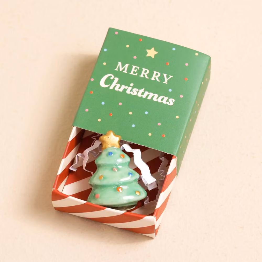 Lisa Angel Tiny Ceramic Christmas Tree Matchbox Token in Green – 2