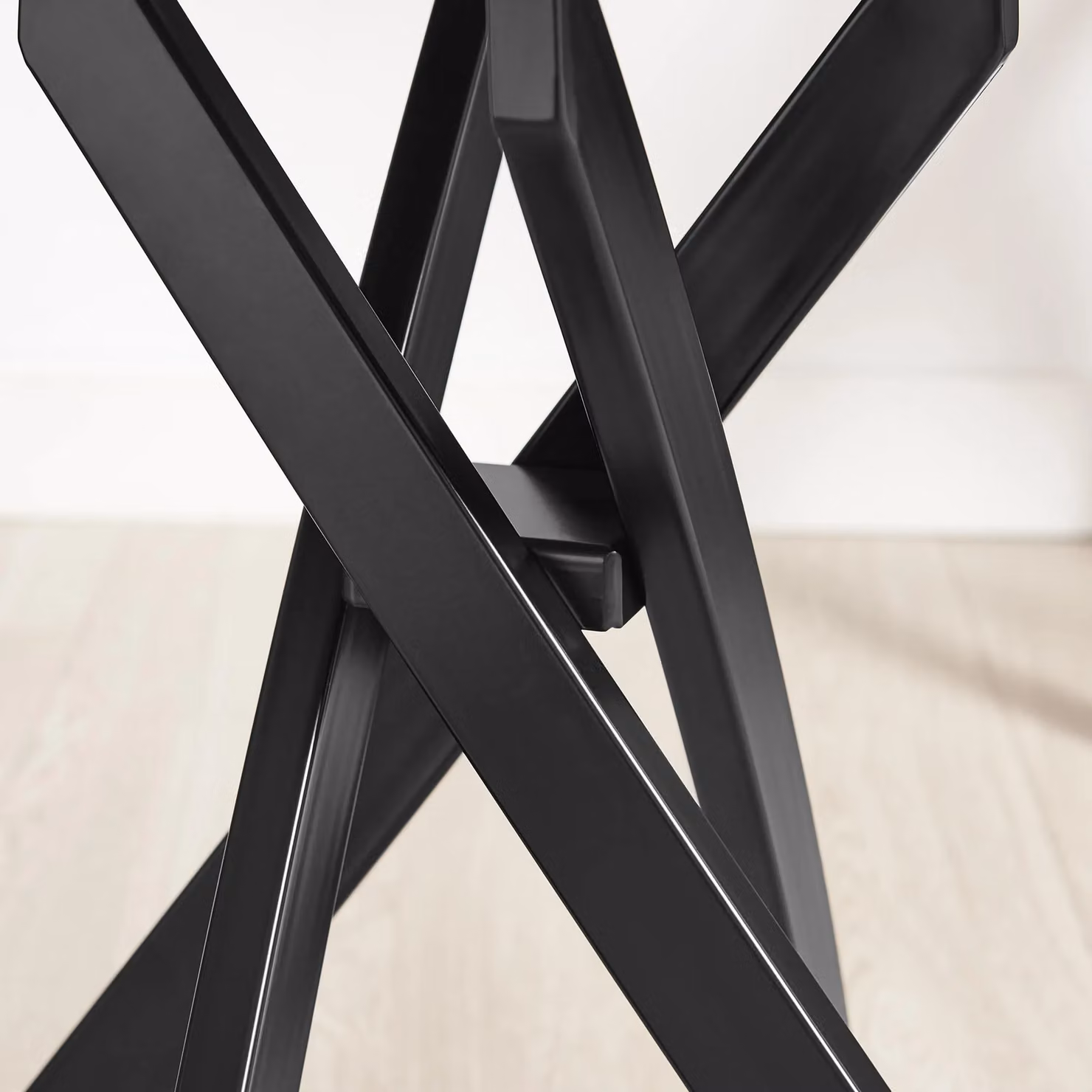 FurnitureboxUK Leonardo Square Oak Veneer and Black Side Table in Light Brown – 3