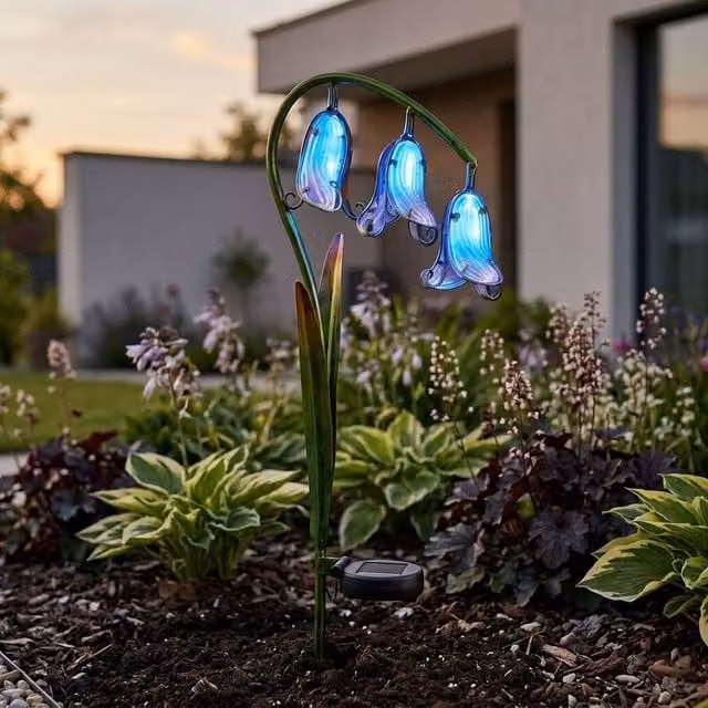 Garden Greatness Bluebells Solar LED Garden Stake Light in Blue