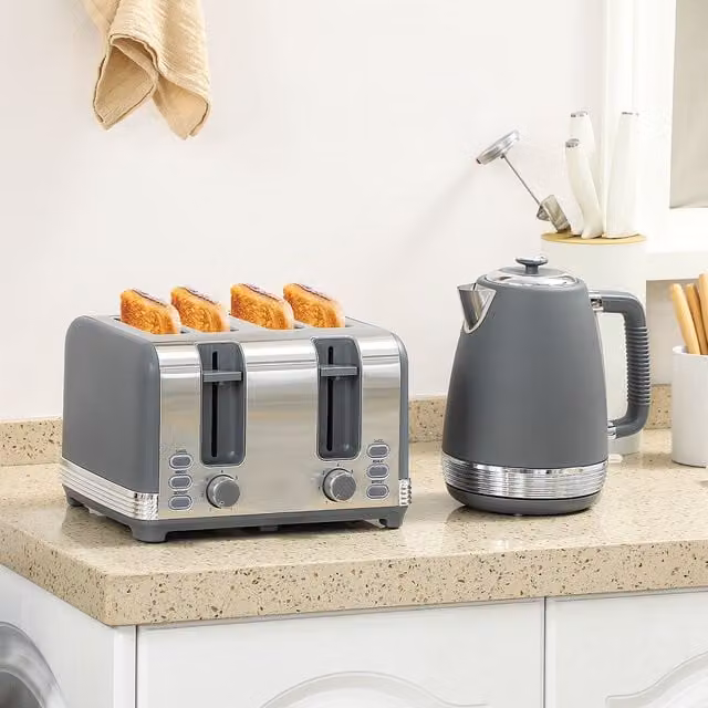 HOMCOM Grey Quick Boil 1.7L Kettle and 4 Slice Toaster Set with Crumb Tray – 1