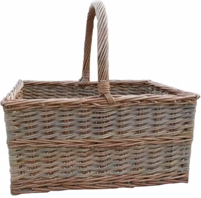 Red Hamper Wicker Triple Weave Butchers Shopping Basket in Brown