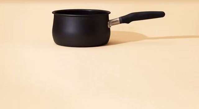 Meyer Accent Nonstick Saucepan in Black – 1