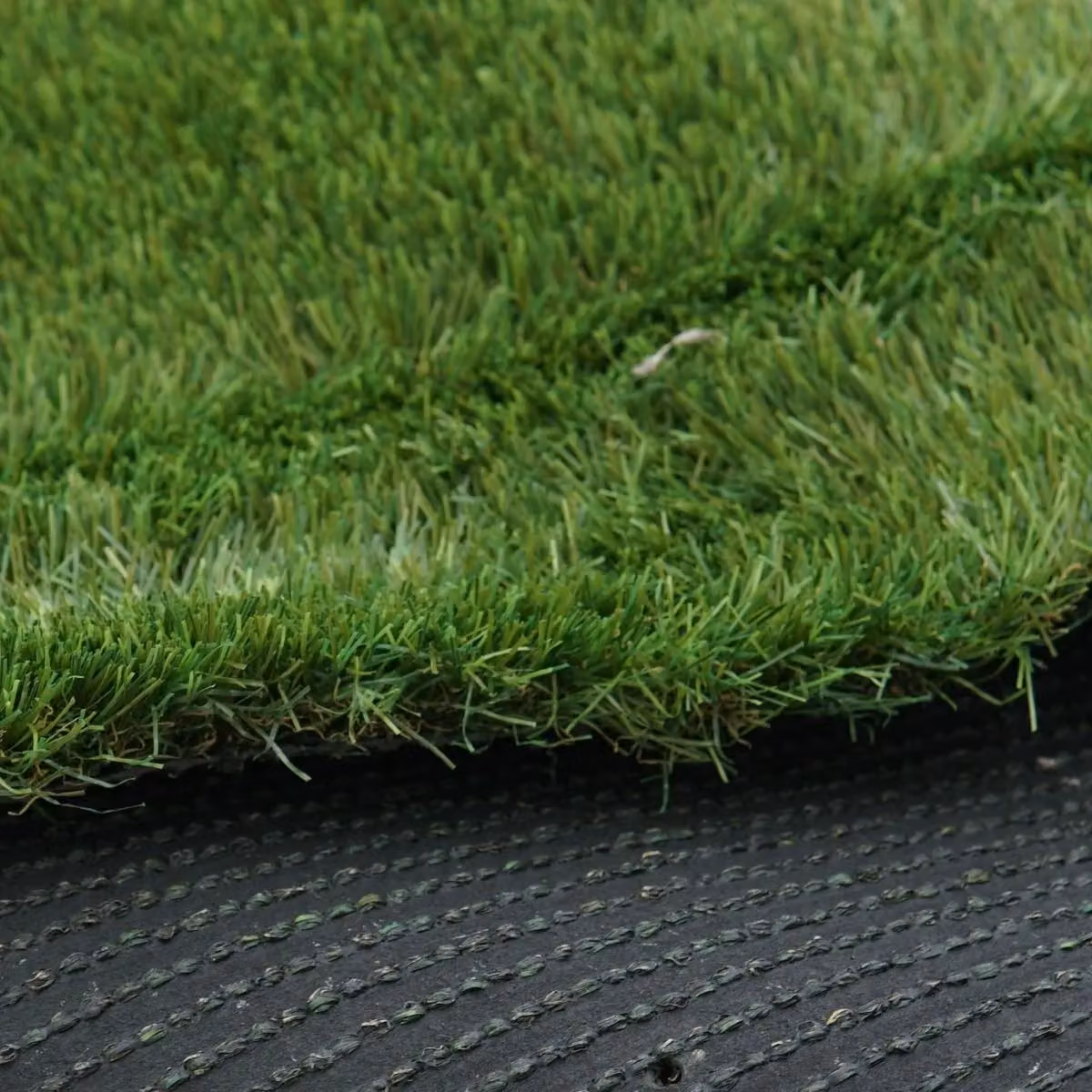 Artificial Grass GB Shamrock 40mm Artificial Grass in Green, W: 400 cm, D: 700 cm – 3