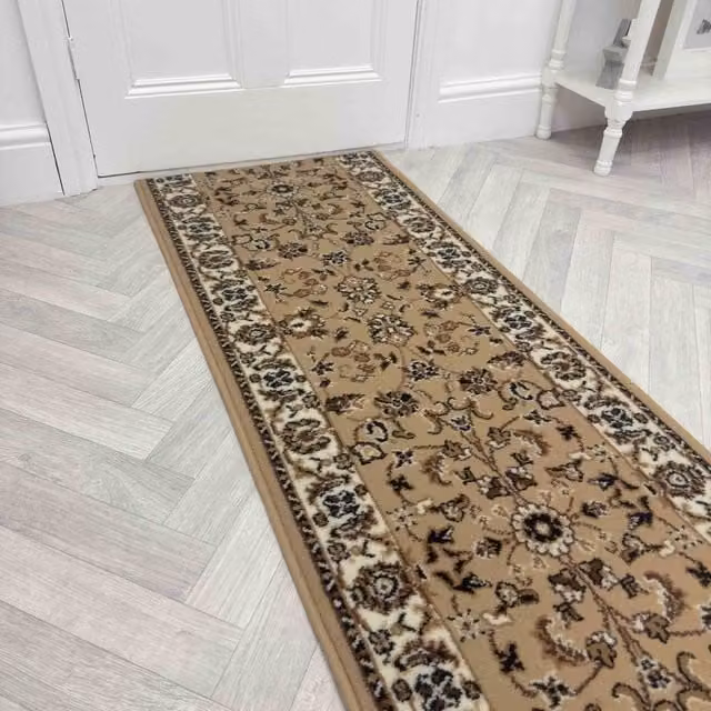 runrug Traditional Hallway Carpet Runner Rug in Beige, W: 60 cm, L: 330 cm