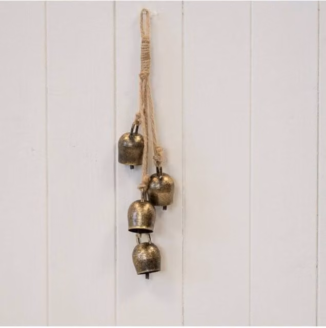 KDMD Gold Metal Cowbell Hanging Garland with 4 Small Animal Bells