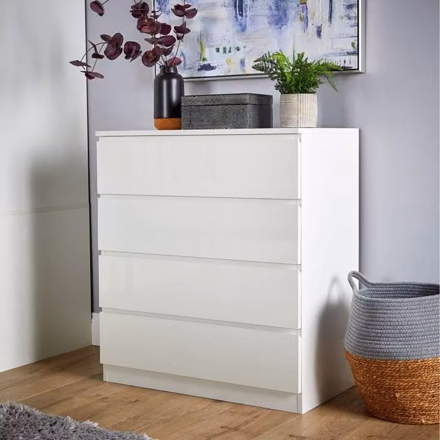 Home Source Lugano 4 Drawer Chest of Drawers with High Gloss White Fronts