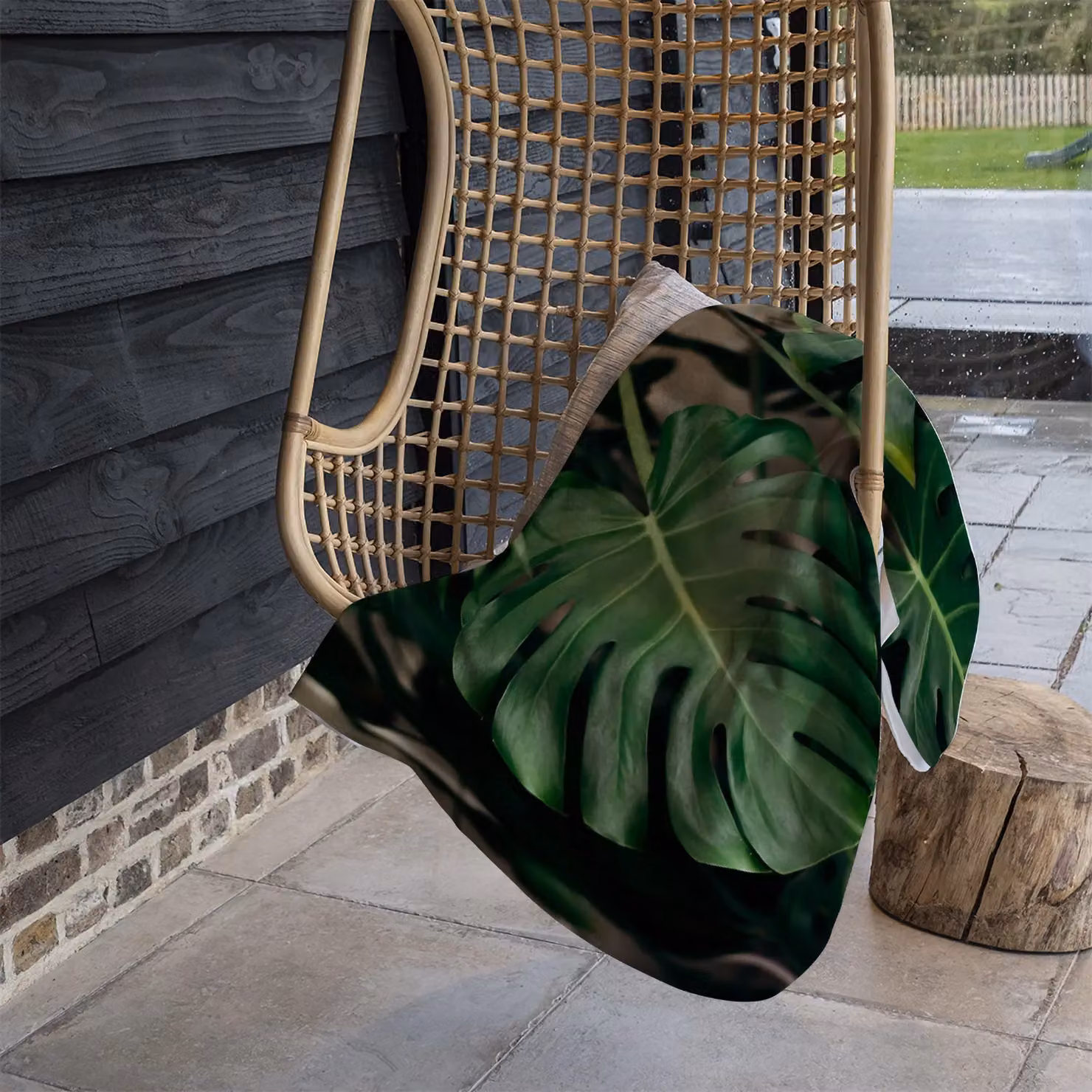 Benjamin Tate Design Monstera Leaves Fleece Designer Blanket in Green and Sand, W/D/H: 120 x 150 cm – 2