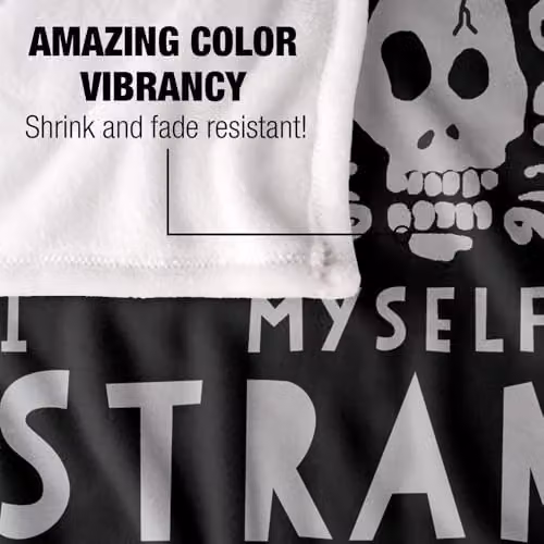 LOGOVISION Beetlejuice Strange and Unusual Super Soft Fleece Throw Blanket, Multicolour, W: 152 cm x L: 127 cm – 3