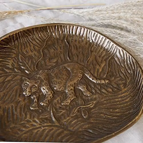 Artesa Gold and Bronze Embossed Oval Aluminium Serving Platter with Leopard Design, W: 24 cm, D: 21 cm – 3