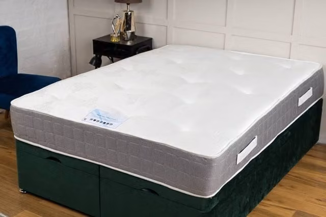 UK Bed Furniture Backcare 1000 Pocket Spring Mattress in White, Size: King (180 x 200 cm)