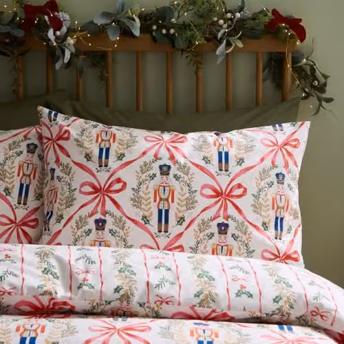 Catherine Lansfield Christmas Nutcracker Bows Reversible Double Duvet Cover Set in Natural – 2