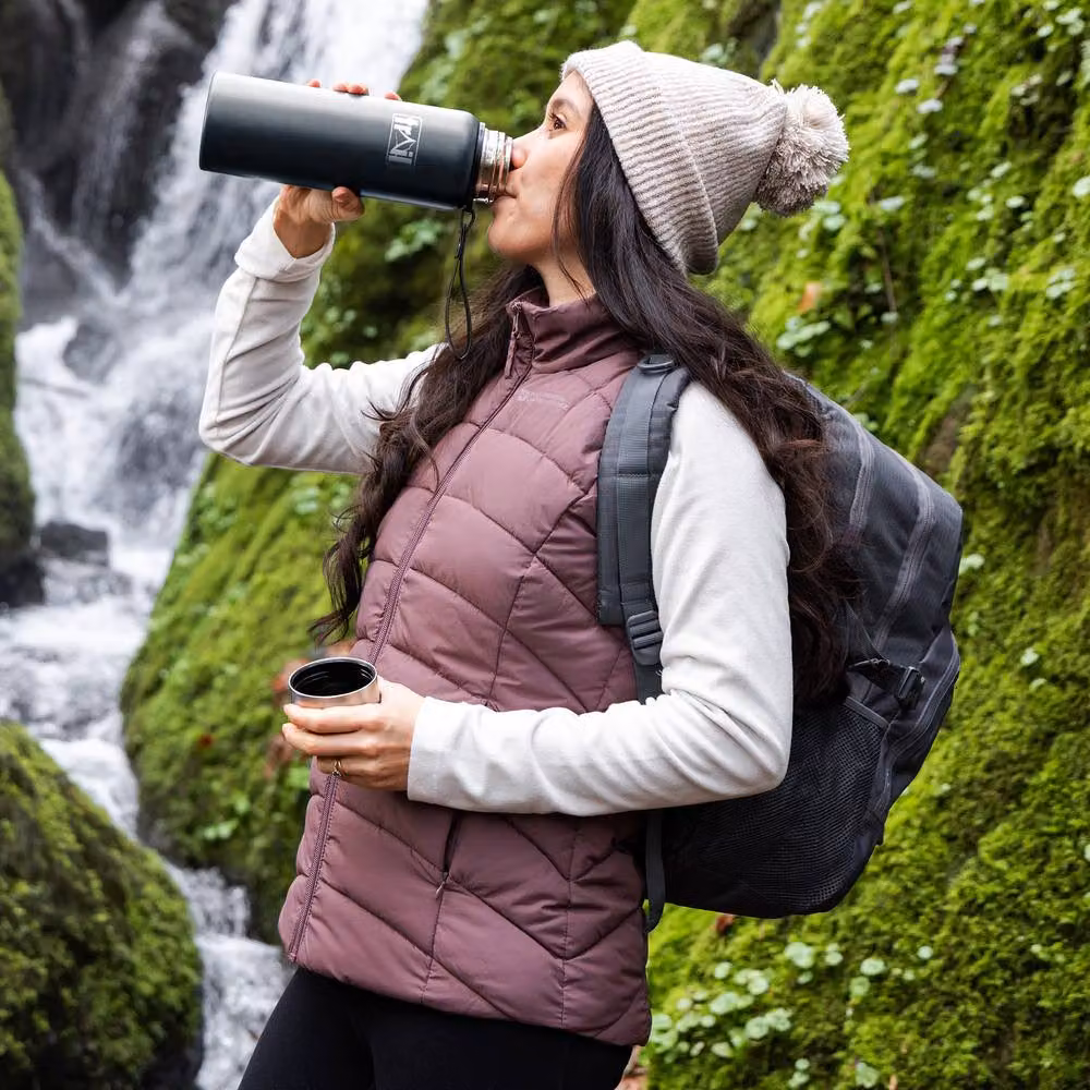 Trail Stainless Steel Vacuum Flask with Strap in Dark Grey, 600 ml – 6