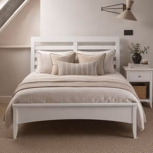 Edward Hopper Modern White Wooden Bed Frame with Horizontal Slatted Headboard and Low Foot End, W/D/H: 140 x 200 x 122 cm