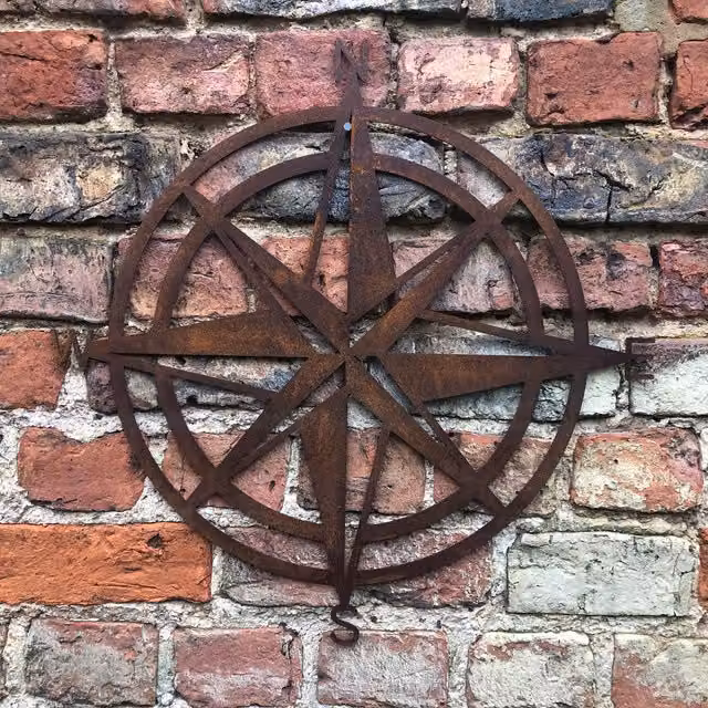 RW NORFOLK Round Nautical Compass Metal Wall Decoration, Brown Rusty Steel Wall Plaque, Diameter: 50 cm