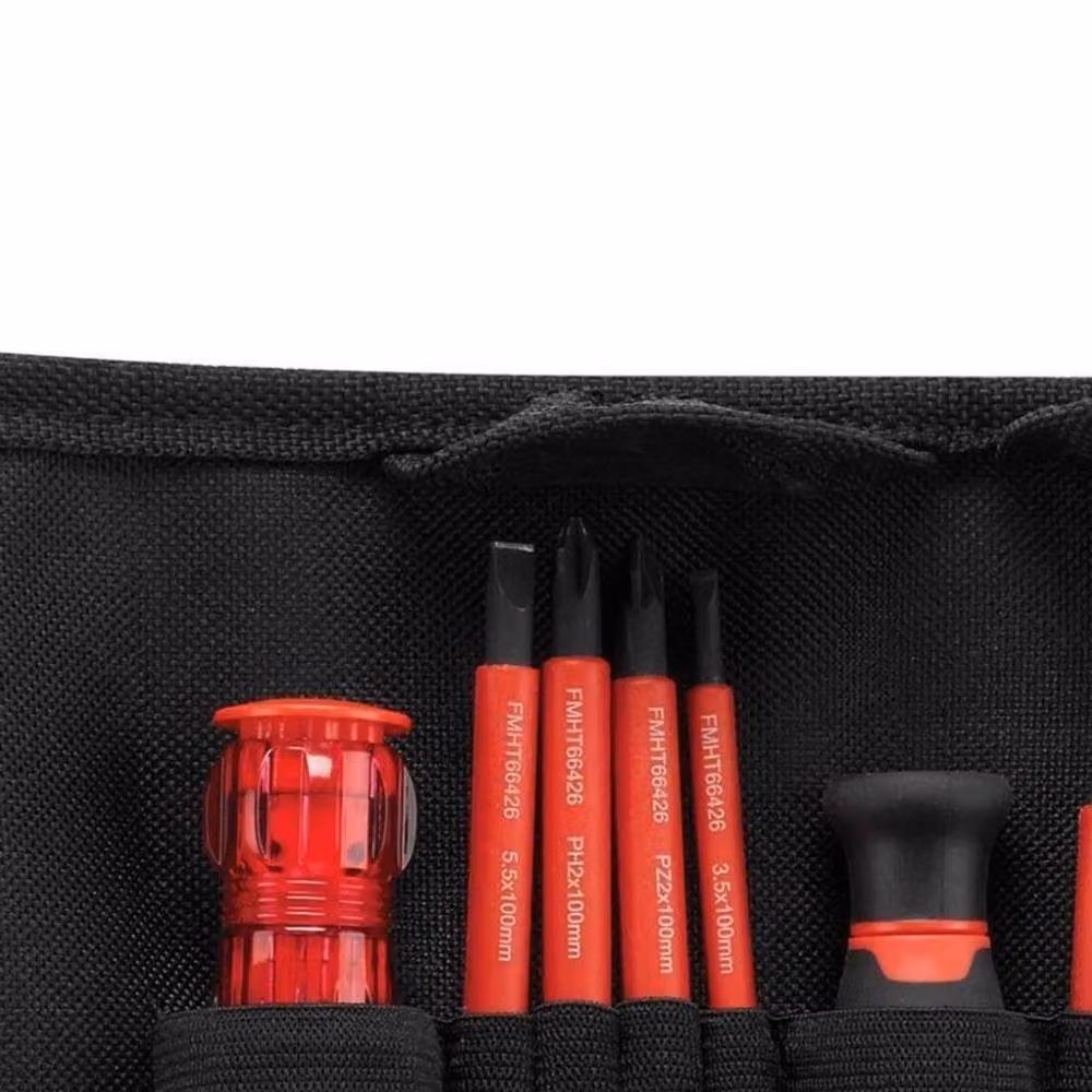 Stanley 10 Piece Multi-bit Manual Screwdriver Set in Red and Multicolour – 2