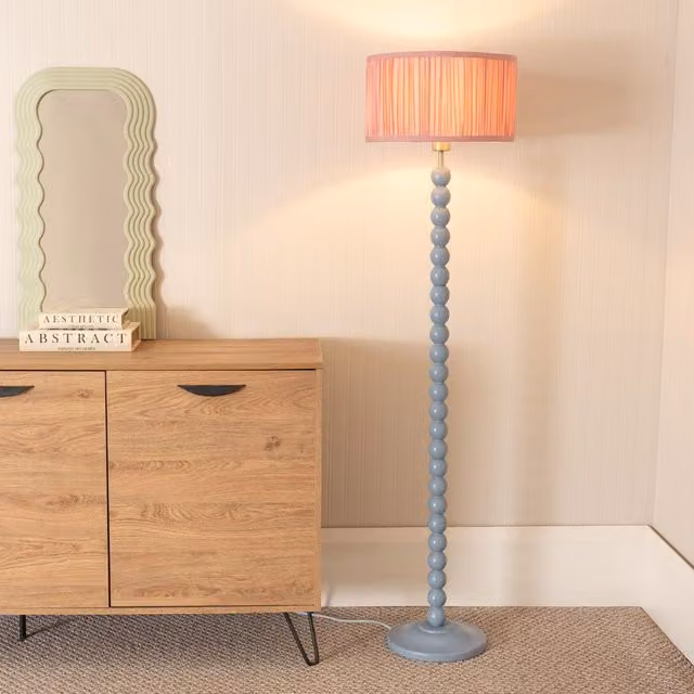 ValueLights Bobbin Stem Floor Lamp in Blue with Blush Pink Ruched Pleated Fabric Shade, H 145 cm x W 25 cm x D 25 cm – 2