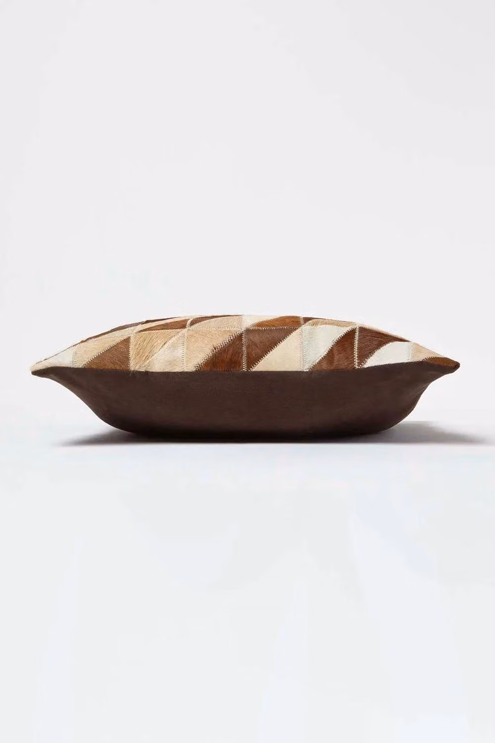 Homescapes Brown Diamond Check Leather Cushion with Suede Reverse, W/D/H: 45 x 45 x 45 cm – 4