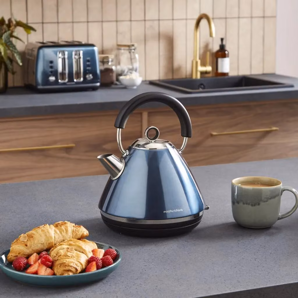 Morphy Richards Accents Pyramid 1.5L Stainless Steel Kettle in Metallic Red and Blue – 1