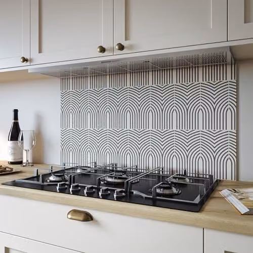 Bushboard Arches Moss Kitchen Hob Splashback Panel, Green Multicolour Heat Resistant Aluminium Wall Protector, W: 90 cm x H: 80 cm