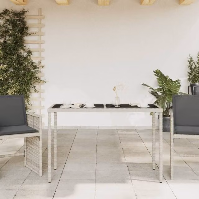 Berkfield Home Garden Table with Glass Top in Light Grey Poly Rattan, W/D/H: 115 x 54 x 74 cm – 1