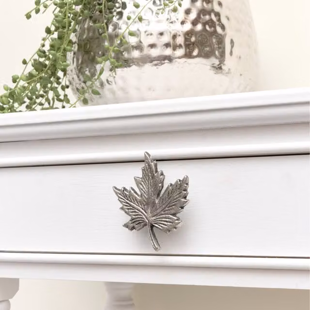 Melody Maison Silver Knob