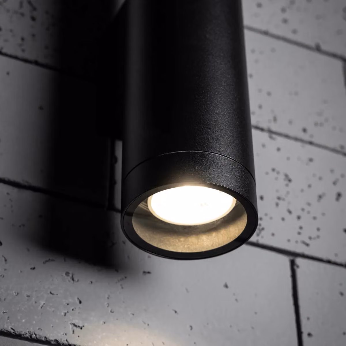 CGC Lighting Lucas Black Extra Long GU10 Double Up and Down Outdoor Wall Light IP44 Aluminium – 5