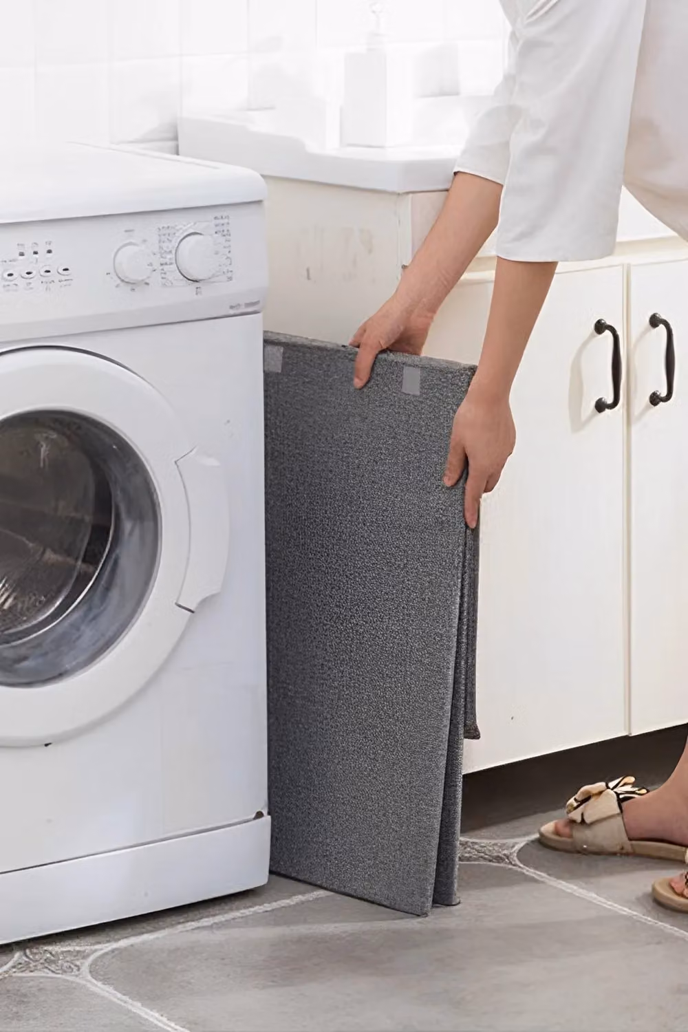 Living and Home 100L Cotton Foldable Waterproof Laundry Hamper with Lid, Grey, Height: 63 cm – 3