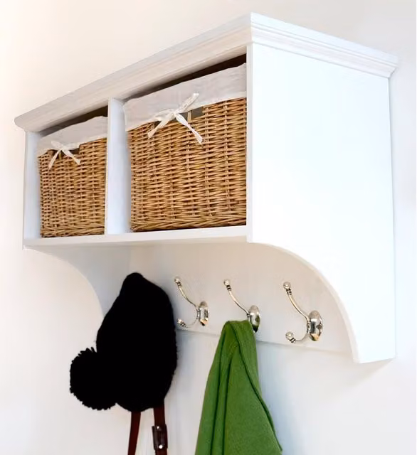 Tetbury White Hanging Shelf with Natural Wicker Baskets