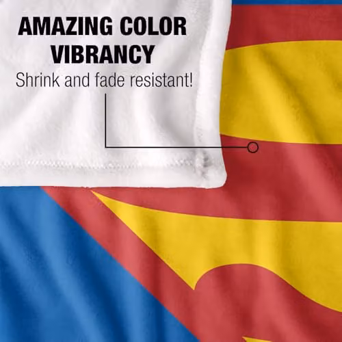 LOGOVISION Superman Logo Shield 2021 Super Soft Silky Touch Fleece Throw Blanket, Multicolour, W: 127 cm x L: 152.4 cm – 3