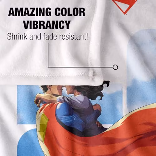 Warner Bros. Superman 2025 Lois Look Up Super Soft Silky Touch Fleece Throw Blanket, Multicolour, W: 152 cm, D: 127 cm – 2