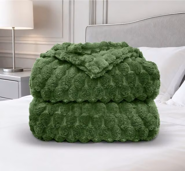 Velosso Fluffy Fleece Throw in Green, W: 150 cm, D: 200 cm