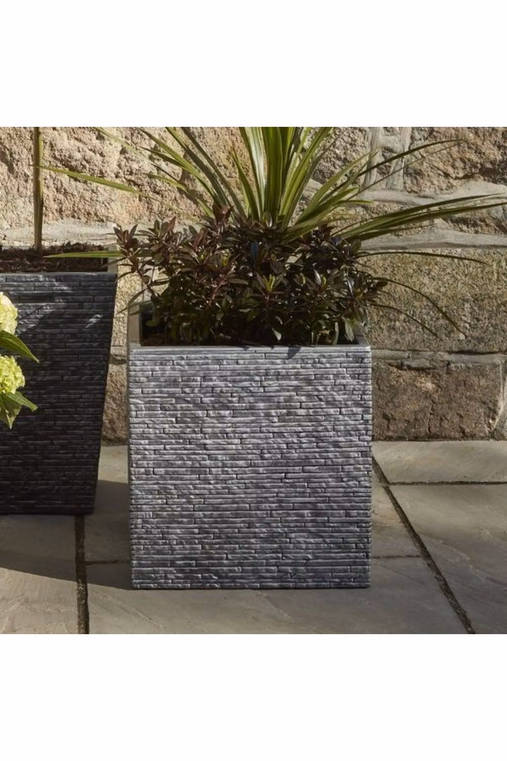 KDMD Square Slate Effect Planter in Grey, 39 cm – 2
