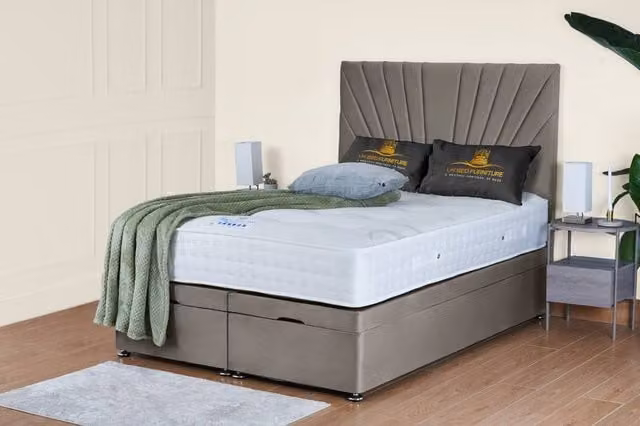 UK Bed Furniture Sunrise End Lift Divan Ottoman Bed with 54 Inch Headboard in Light Beige, Size: Double, W/D/H: 140 x 200 cm – 1