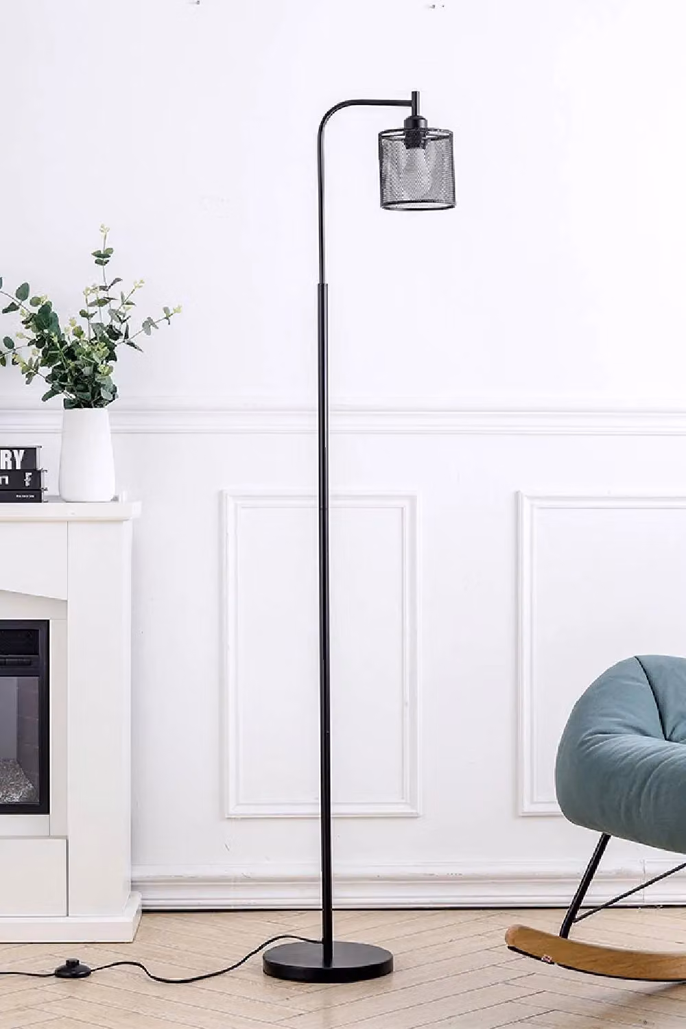 Living and Home Black Metal Corner Standing Floor Lamp with Foot Switch, Height: 165.5 cm – 2