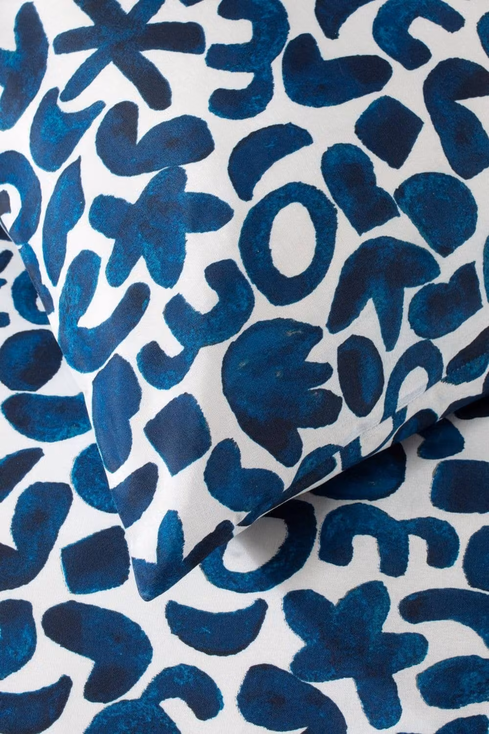 Deyongs Studio Abstract Graphic Blue Cotton Duvet Cover, W: 180 cm x L: 200 cm – 2